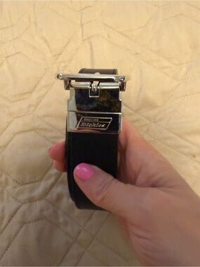 Dickies Black Leather Ratchet Belt with Chrome Buckle